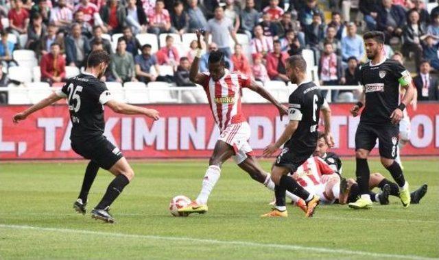 Sivasspor-Manisaspor Fotoğrafları 3