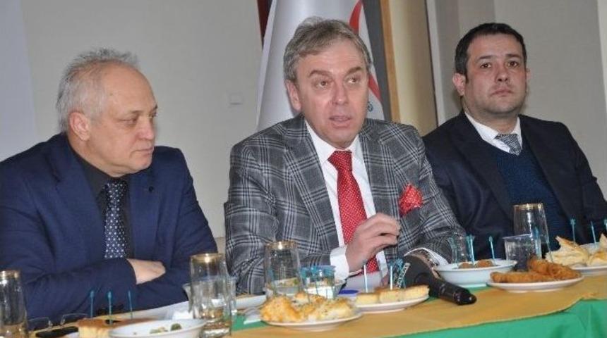 Vural Kavuncu: Acil Servisleri Poliklinik Değildir