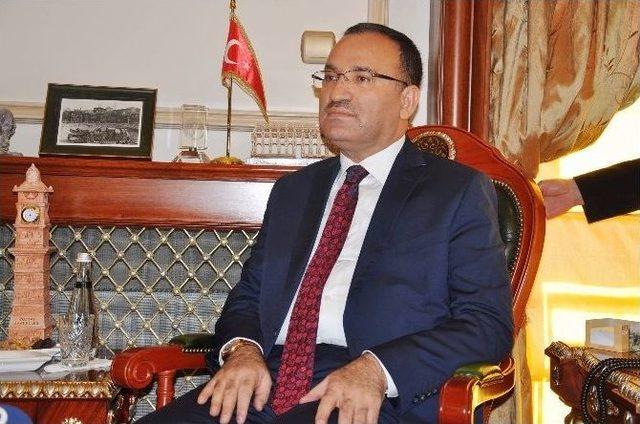 Bakan Bozdağ: “milletten Korkmayın, Anayasa Değişikliğinin Millete Gitmesini Engellemek İçin Uğraşmayın”