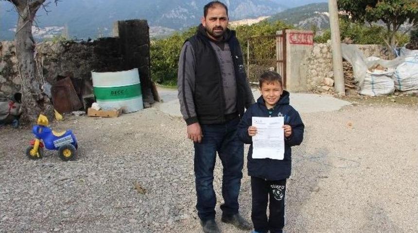 8 Yaşındaki &Ccedil;ocuğa Haciz Şoku