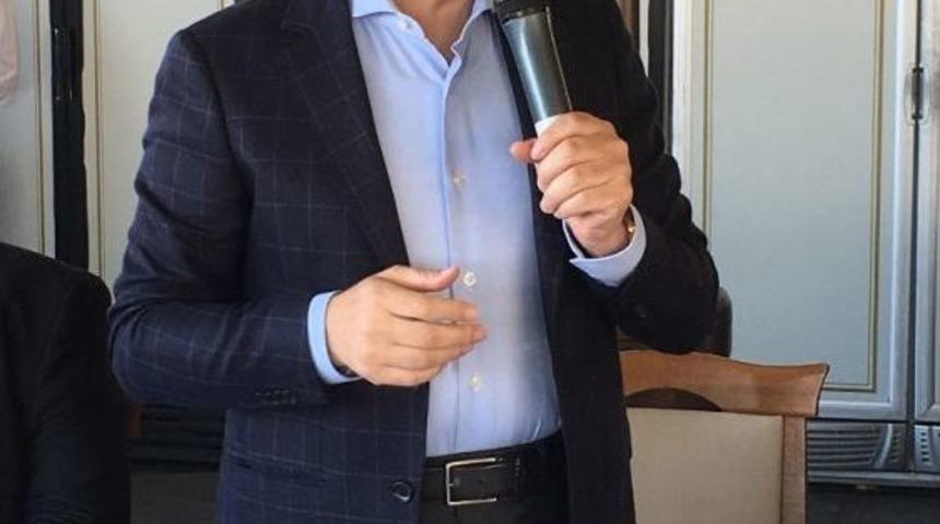 Başkan Demircan, Berberlerden Referandum İ&ccedil;in Destek İstedi