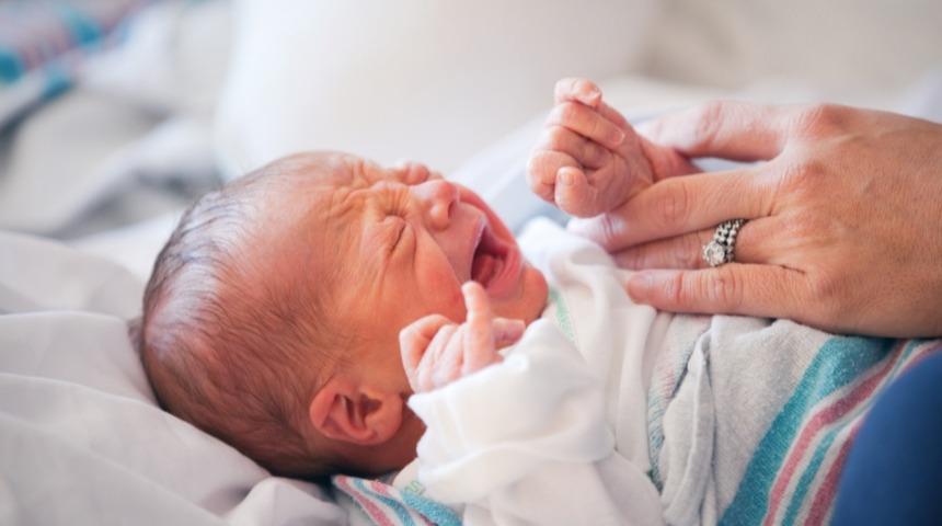 Bebeklerde Kolik Ağlaması