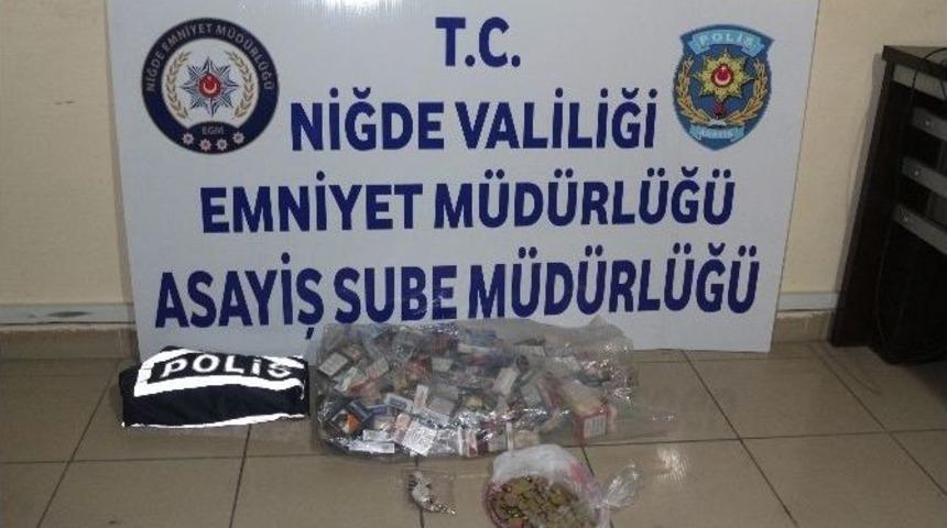 Marketten Para Ve Sigara &Ccedil;alan Hırsızları Yakalandı