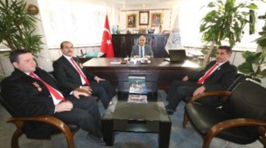 Beyşehirli Gazilerden Başkan &Ouml;zaltun&rsquo;a Ziyaret