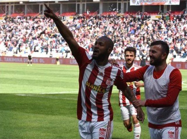 Sivasspor-Manisaspor Ek Fotoğraflar