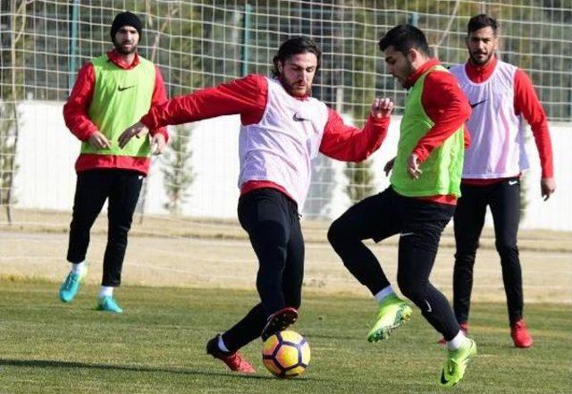 Antalyaspor'da Sarı Saç Modası