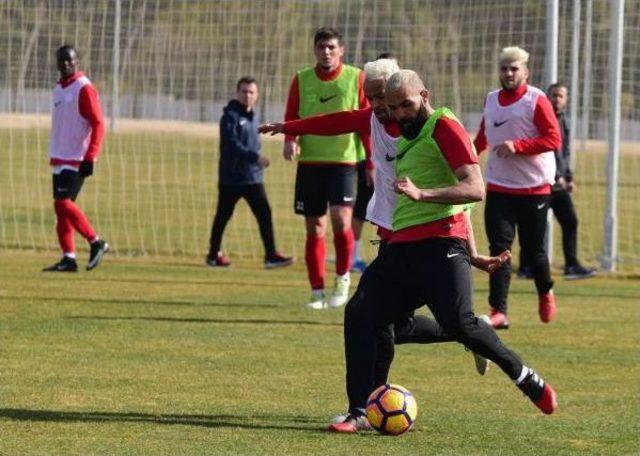 Antalyaspor'da Sarı Saç Modası