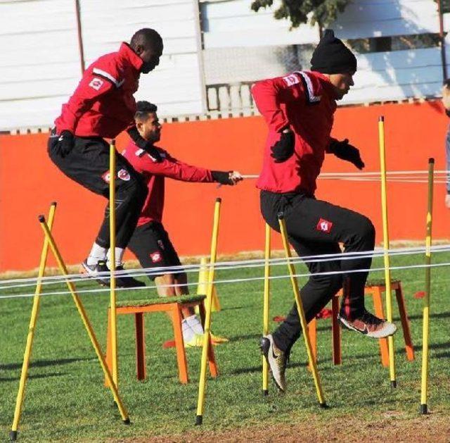 Adanaspor Inan&ccedil;lı 2