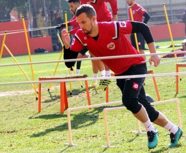 Adanaspor Inan&ccedil;lı 3