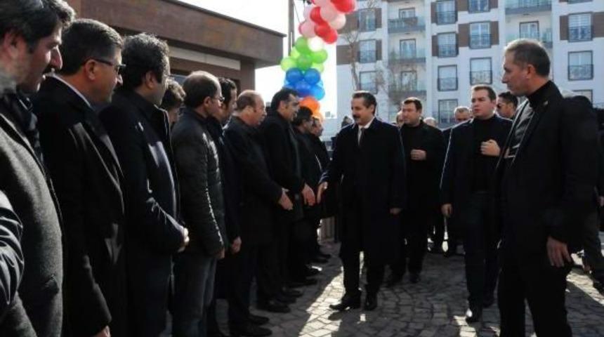 Bakan &Ccedil;elik: Tarım Arazilerinin Kıymetini Bilelim