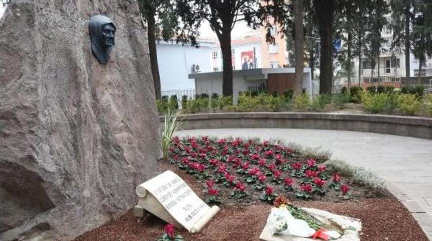 Z&uuml;beyde Hanım Anıt Mezarı Yakınındaki Tuvalet I&ccedil;in Y&uuml;r&uuml;tmeyi Durdurma Kararı