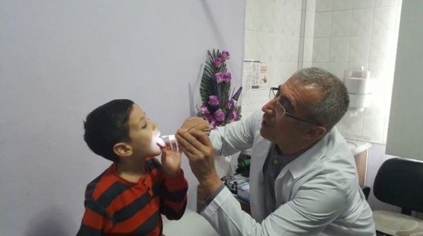 Demirci&rsquo;de Hızlı Antijen Testi Uygulaması Başladı