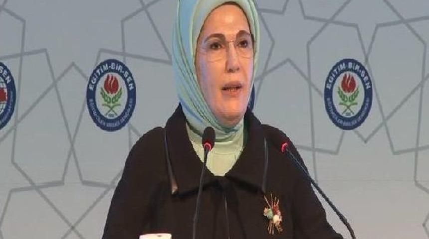 Emine Erdoğan, Eğitim-Bir-Sen 4. T&uuml;rkiye Eğitimci Kadınlar Buluşması'nda Konuştu