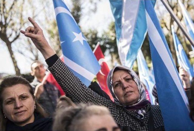 Irak Başkonsolosluğu Önünde Protesto