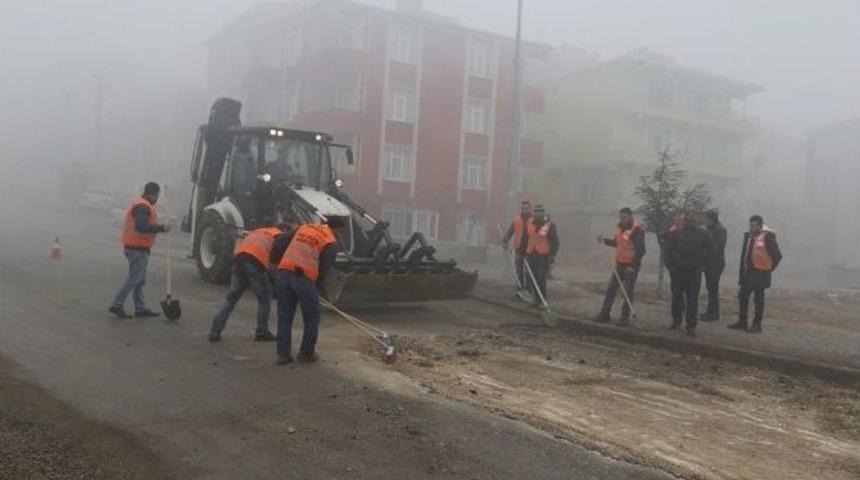 Bozulan Yollara Asfalt Yama