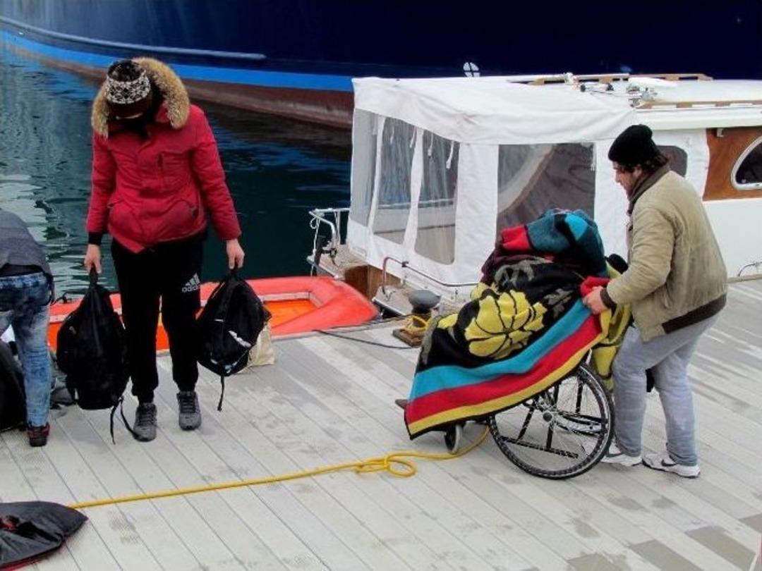 Kedisiyle Umuda Yolculuğa &Ccedil;ıktı