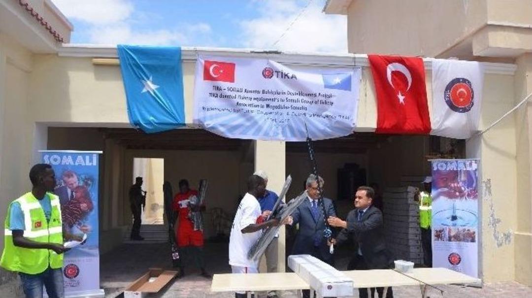 Tika&rsquo;dan Somalili Balık&ccedil;ılara Ekipman Ve Eğitim Desteği