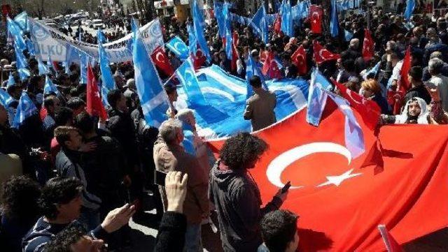 Ankara'da Ikby Bayrağı Protestosu