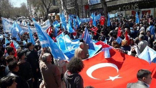 Ankara'da Ikby Bayrağı Protestosu