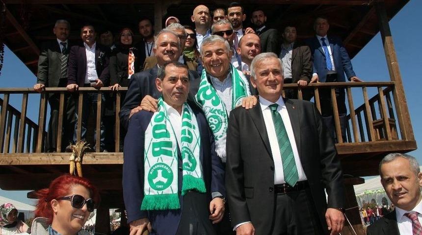 Galatasaray Başkanı Dursun &Ouml;zbek Giresun G&uuml;nlerine Katıldı