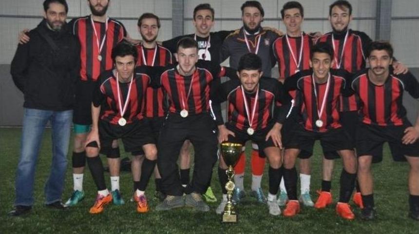 Rekt&ouml;rl&uuml;k Kupası Sona Erdi