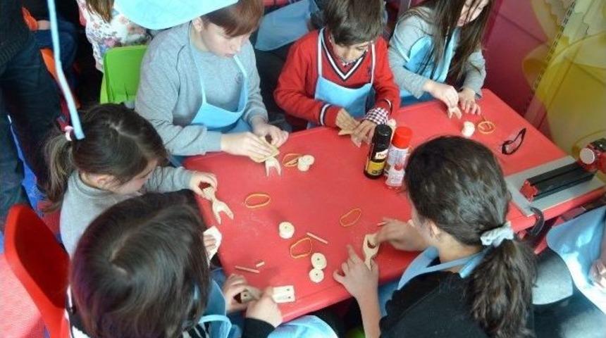 Mini Club&rsquo;ta Şubat Ayı Boyunca Ahşap At&ouml;lyesi