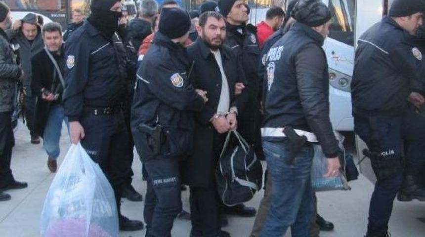 Fırıncılara Baskı Yapıp Hara&ccedil; Aldıkları Iddiasıyla 30 Kişi Tutuklandı