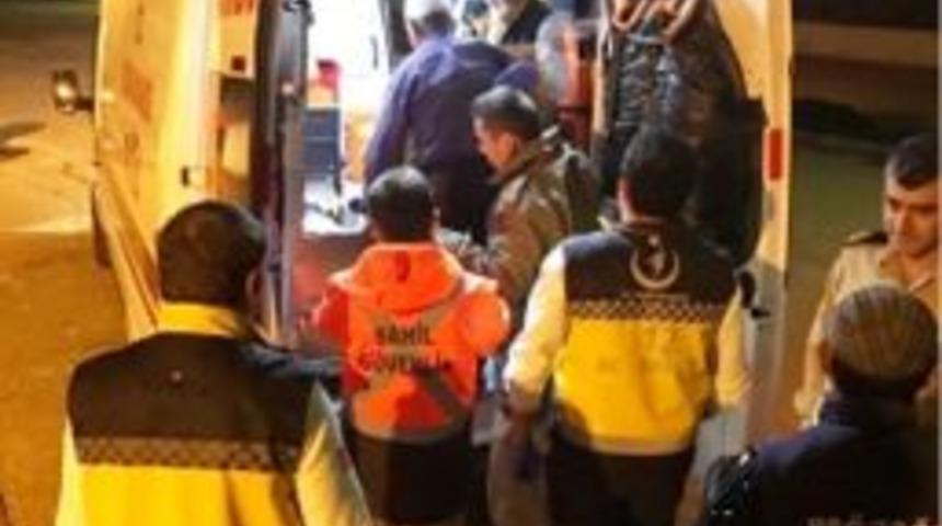 Sahil G&uuml;venlikten Yaralı Vatandaşa Yardım