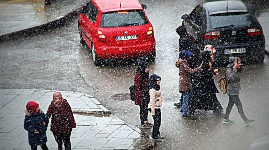 Doğu&rsquo;da Yağışlı Hava
