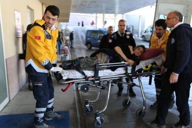 Artvin'de Hava Ambulansı Hamile Kadın Için Havalandı