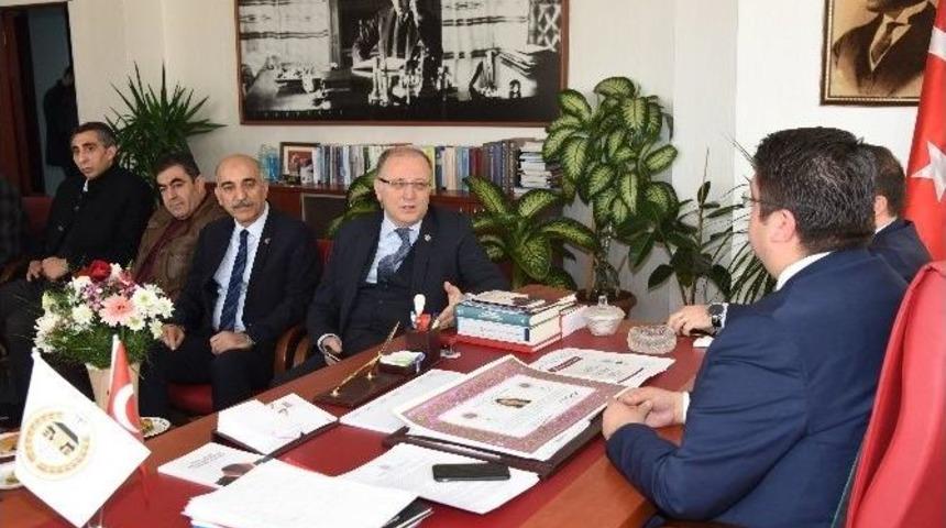 Milletvekili Nejat Ko&ccedil;er&rsquo;den Baro Başkanı İskender Kahraman&rsquo;a Taziye Ziyareti