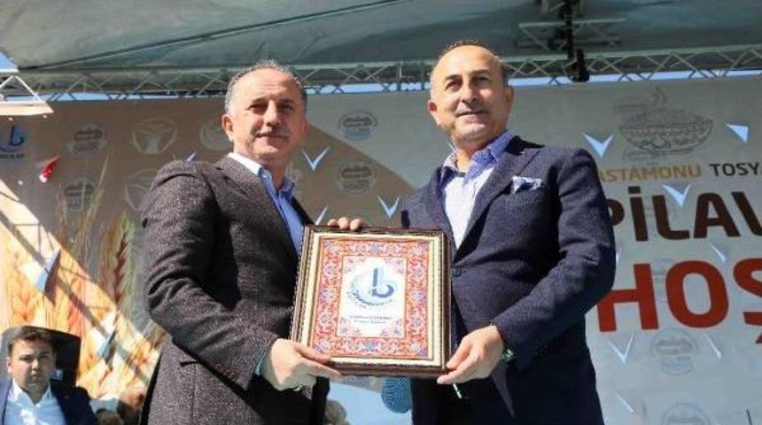 Dışişleri Bakanı &Ccedil;avuşoğlu Tosya Pilav Festivali'ne Katıldı