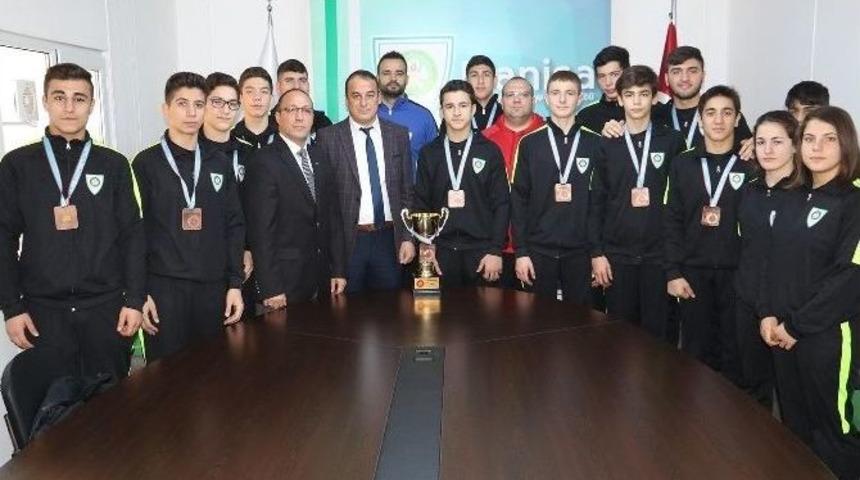 Başarılı Judocular Manisa’da Coşkuyla Karşılandı