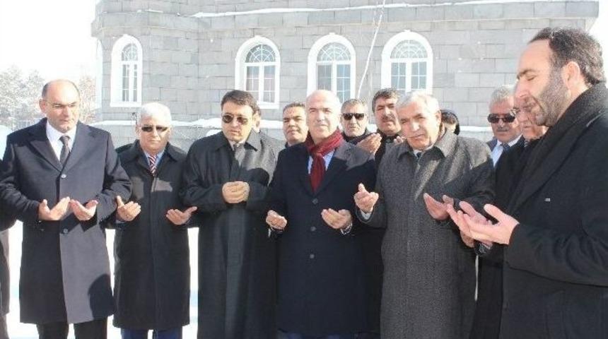 Ağrı İl &Ouml;zel İdaresi Ara&ccedil; Filosunu Genişletti