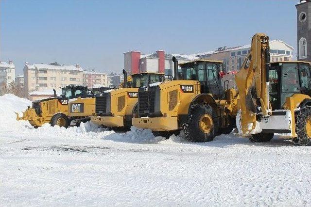 Ağrı İl Özel İdaresi Araç Filosunu Genişletti