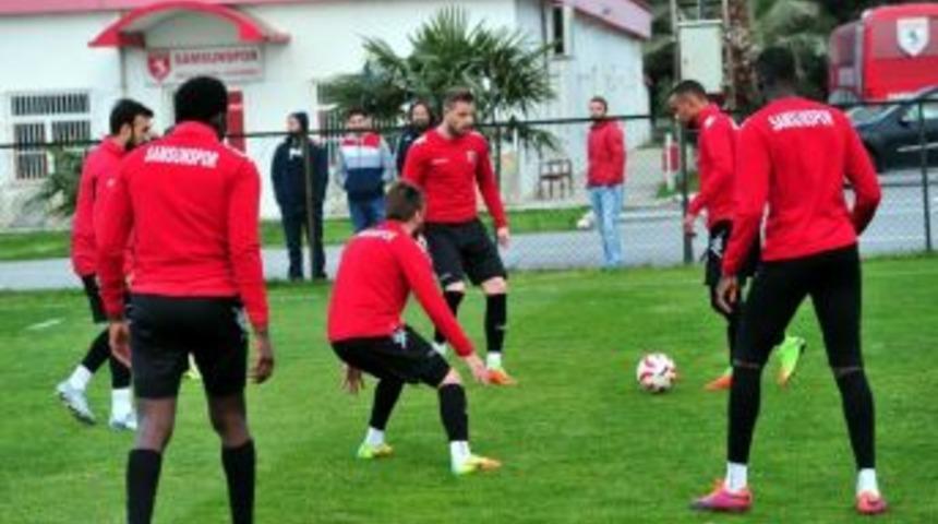 Samsunspor İle Balıkesirspor 10. Randevuya &Ccedil;ıkıyor
