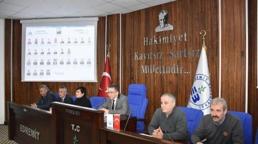 Edremit Belediye Meclisi Toplandı