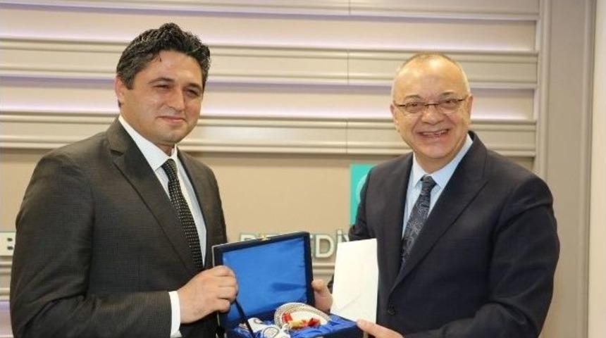 Başkan Erg&uuml;n Misafirlerini Ağırladı