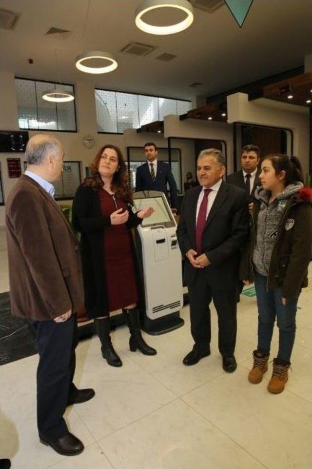 Giresun Valisi Hasan Karahan Melikgazi İletişim Merkezinde 3