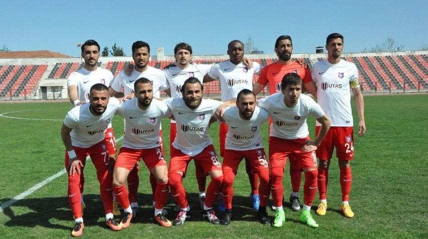 Utaş Uşakspor Son Haftaya Galip Girdi