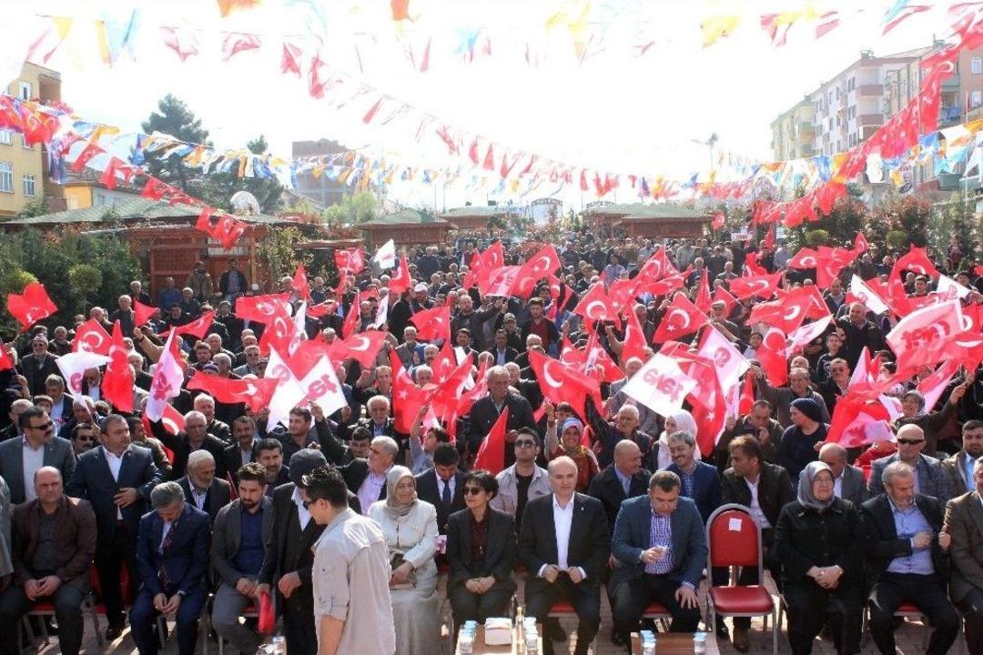 Bakan &Ouml;zl&uuml; D&uuml;zce&rsquo;de