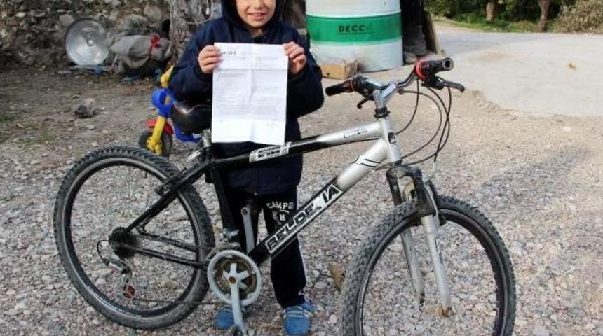 İlkokul &Ouml;ğrencisine Icra Şoku