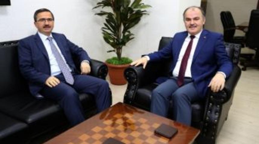 Başkan G&uuml;rlesin, Bakan Yardımcısı U&ccedil;ar&rsquo;ı Ağırladı