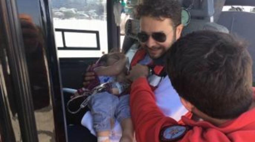Ambulans Helikopterler 2 Yaşındaki Kız &Ccedil;ocuğu İ&ccedil;in Havalandı