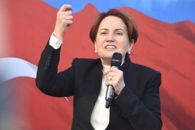 Akşener’Den Bahçeli’Ye: Referandumdan Hayır Çıkarsa Koltuğu Bırakacak Mısın?