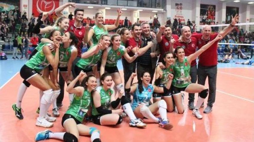 Bursa B&uuml;y&uuml;kşehir Belediyespor-Schwerin: 2-3 (Cev Kupası)
