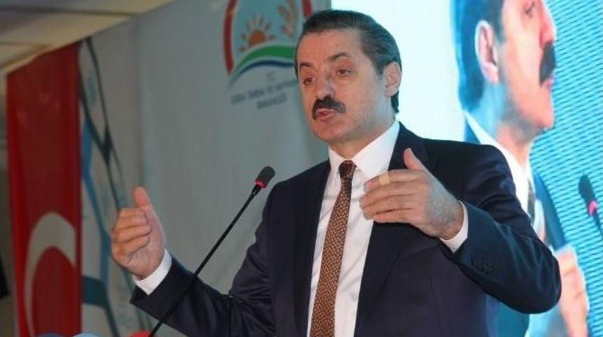 Gıda Tarım Ve Hayvancılık Bakanı &Ccedil;elik Van&rsquo;da