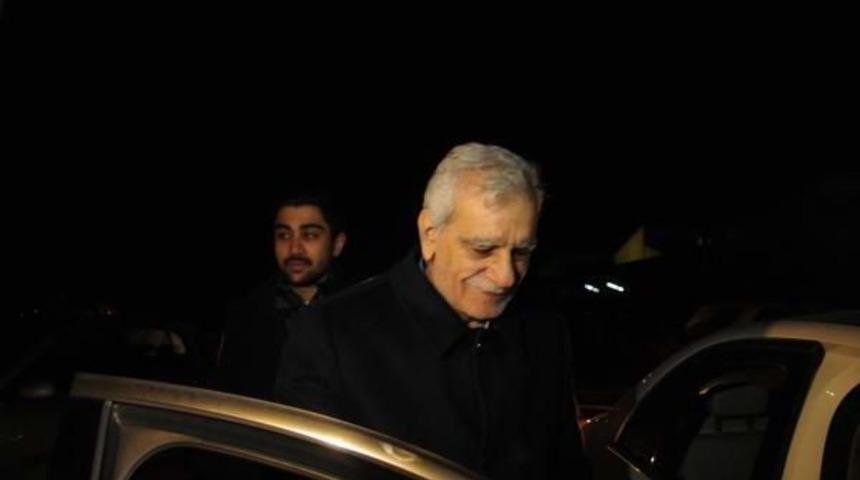 Ahmet T&uuml;rk'e Tahliye Kararı (2)