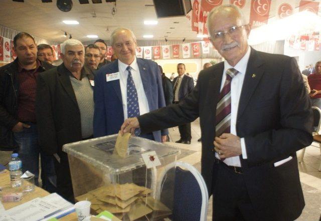 Alaşehir Mhp Kongresinde Halis Y&ouml;r&uuml;r Başkan Se&ccedil;ildi 1