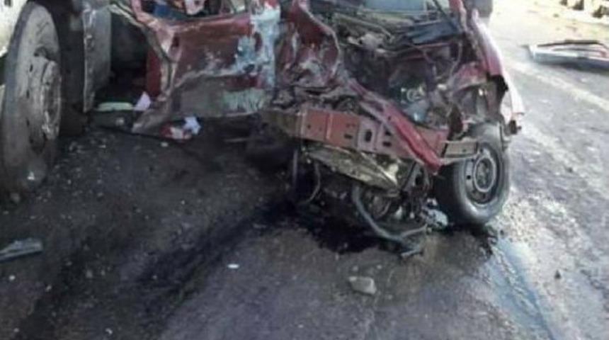 Doğubayazıt&rsquo;Ta Kaza: 2 &Ouml;l&uuml;,1 Yaralı